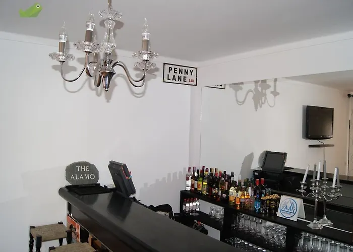 Mi Casa Su Casa *