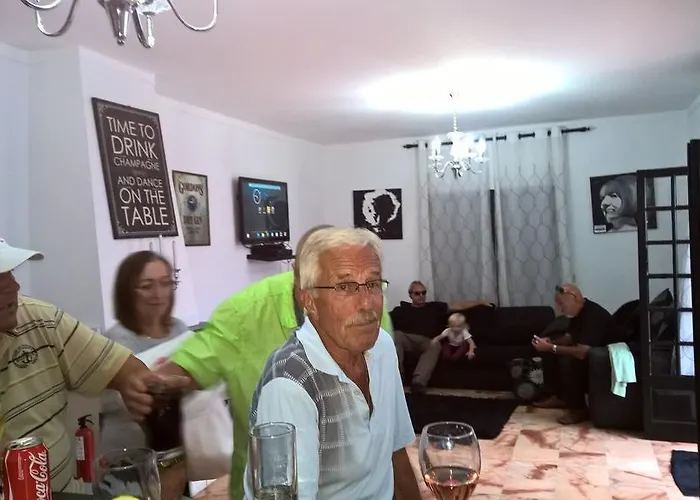 Mi Casa Su Casa
